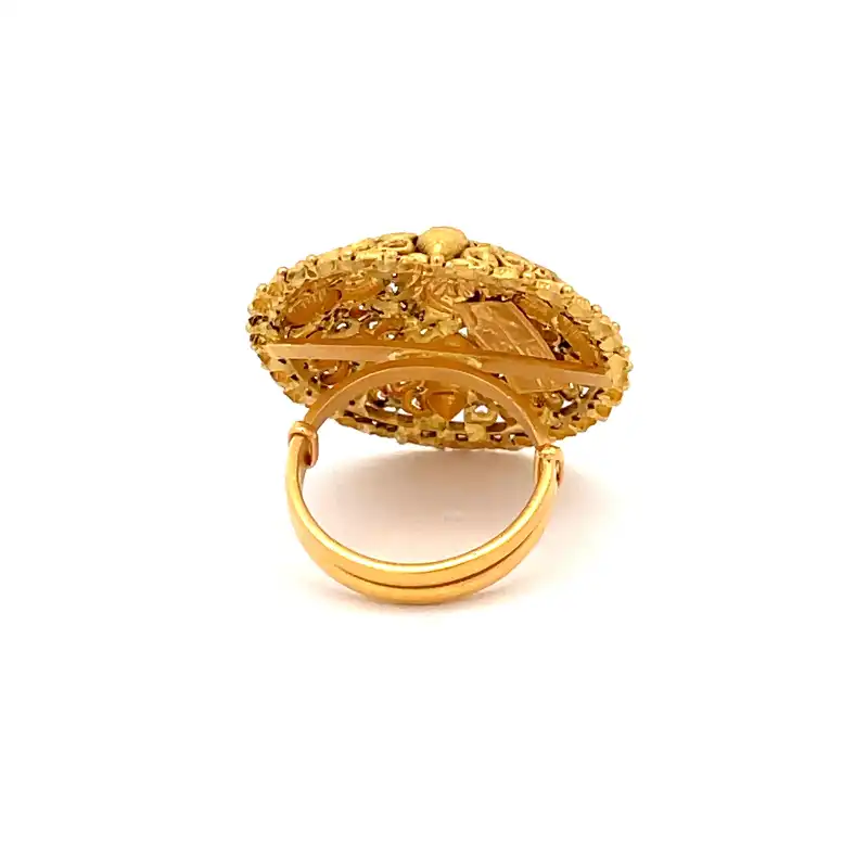 Contemporary 22 Karat Yellow Gold Ring